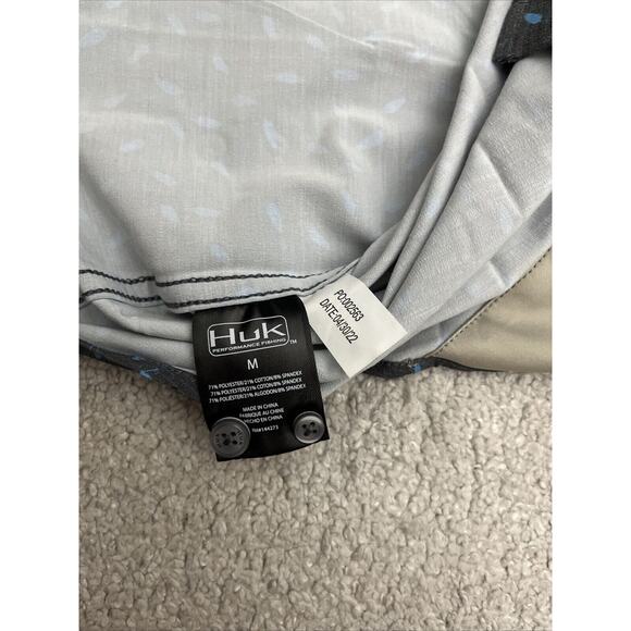 Huk Button Down Shirt Mens Medium Fishing Kona Lure Splash Performance Print NWT - Picture 7 of 11